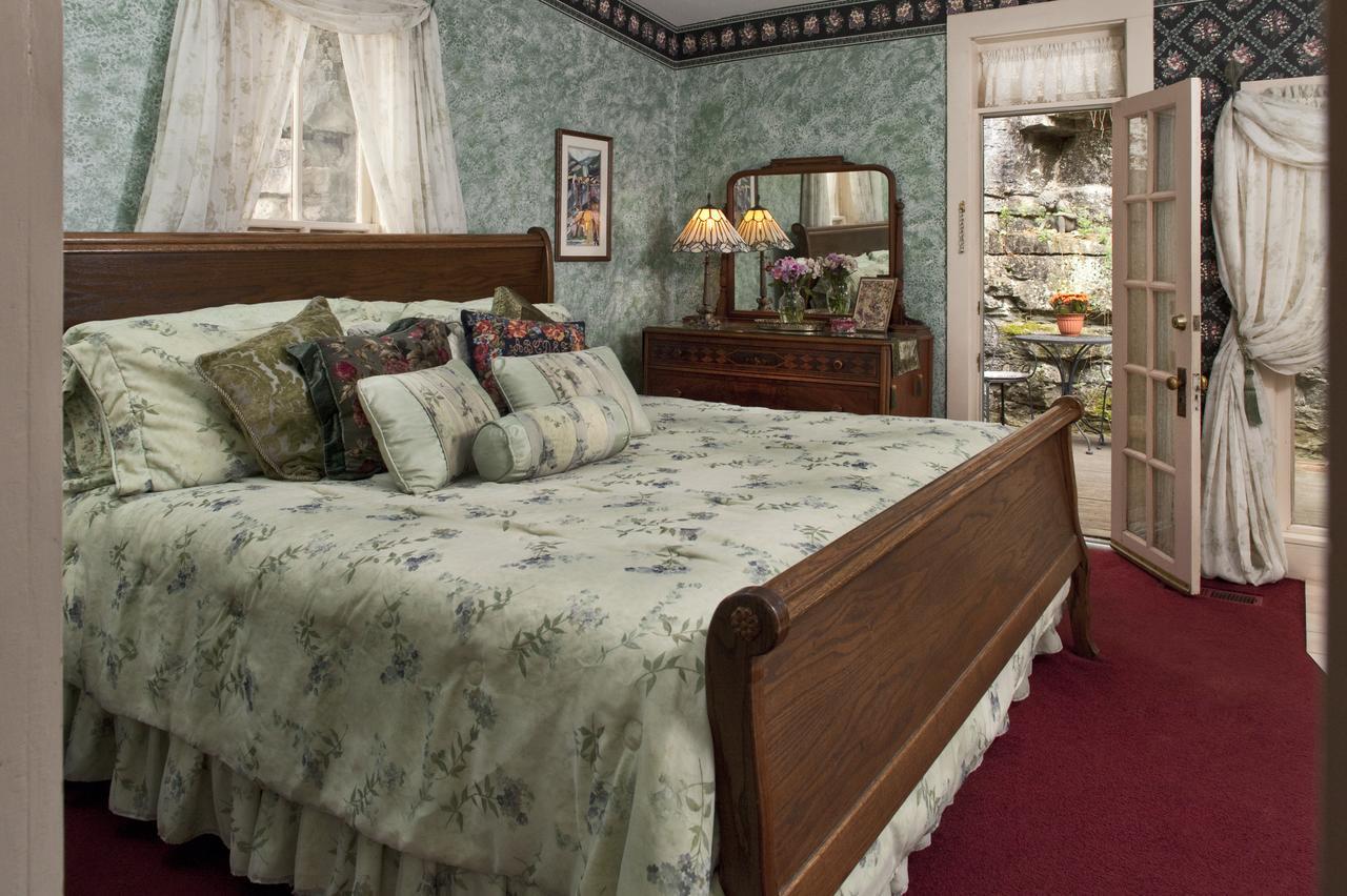 Cliff Cottage Inn Eureka Springs Εξωτερικό φωτογραφία